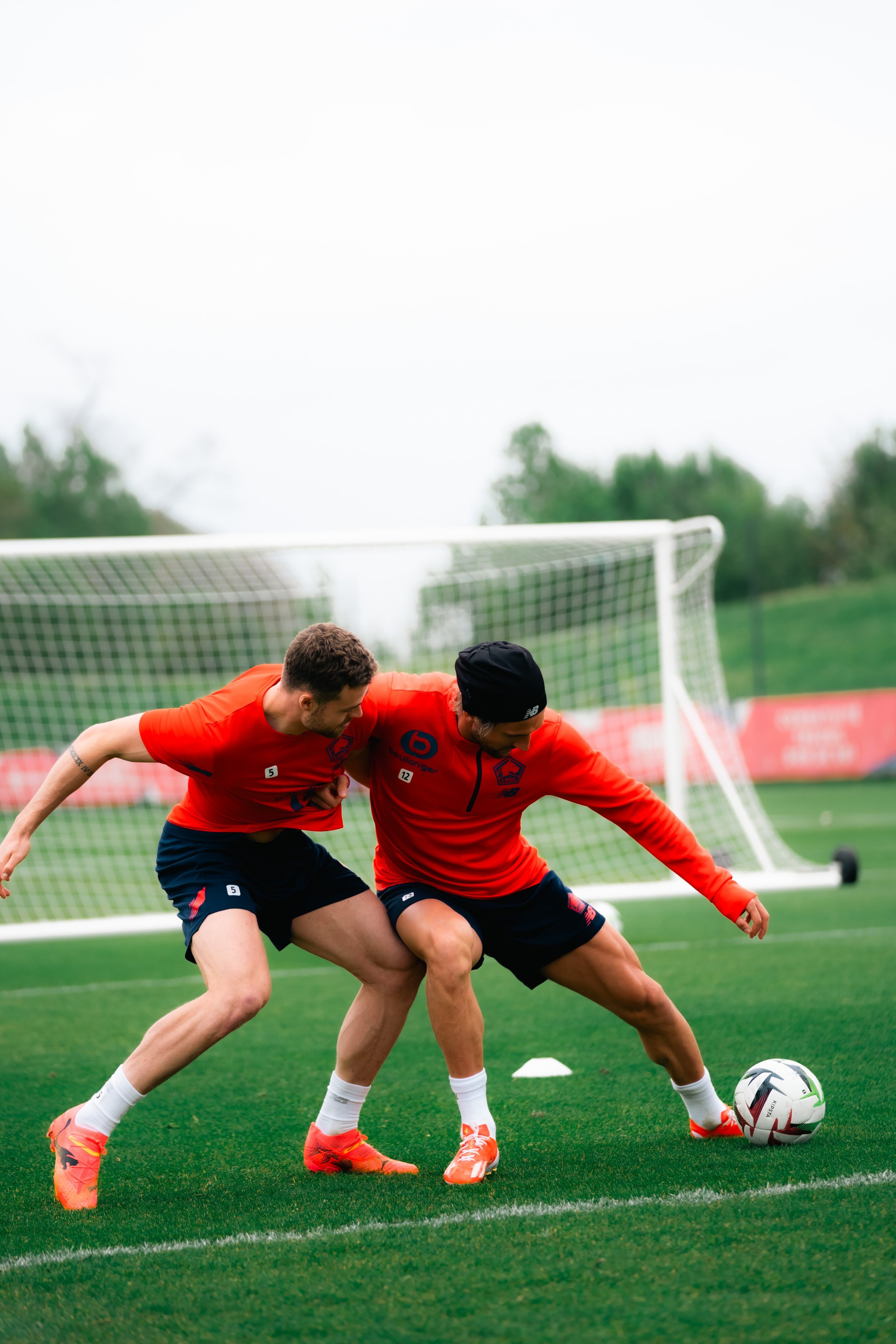 球队在比赛中斗志昂扬，全力以赴(球队在比赛中斗志昂扬,全力以赴什么意思)