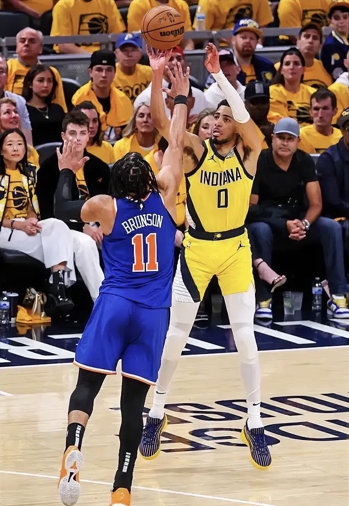 包含步行者队年轻球员崭露头角,助球队取胜的词条 包含步行者队年轻球员崭露头角,助球队取胜的词条